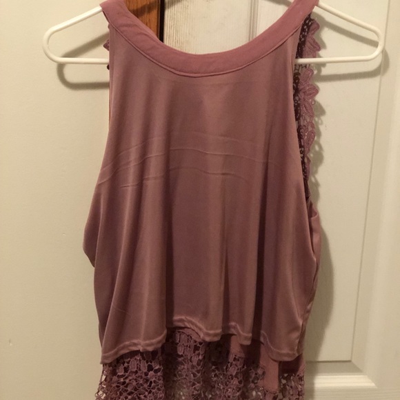 Lace tank top - Picture 1 of 2